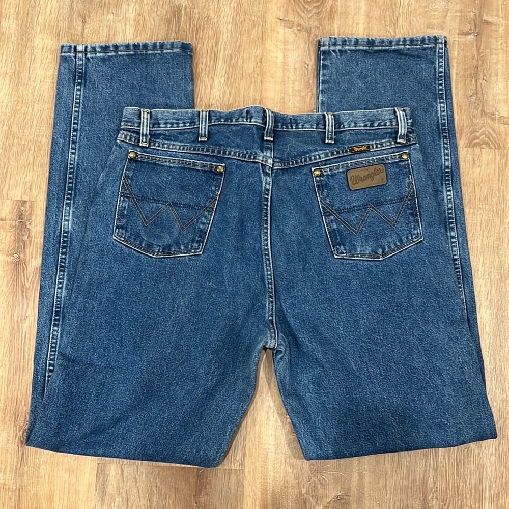 Wrangler | George Strait Cowboy Cut Jeans - Picture 5 of 7